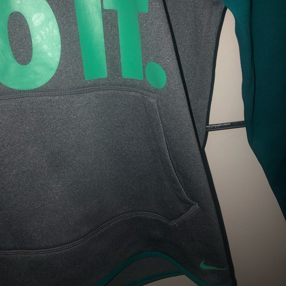 Sweatshirt - Picture 4 of 5